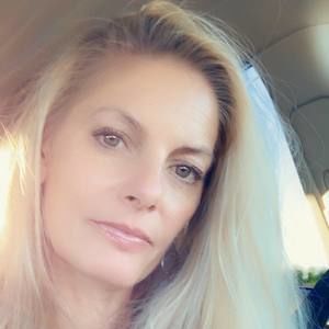 Meet your Posher, Felicia